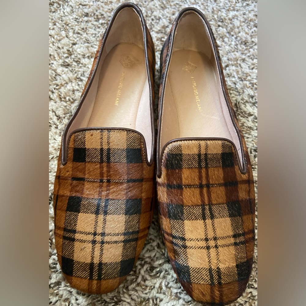 Antonio Melani Larrah Flats